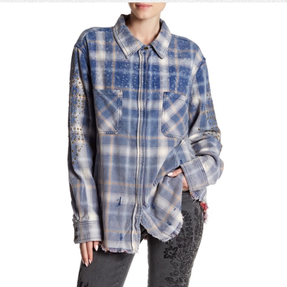 NWOT Free People Deconstructed Embellished Flannel - Picture 2 of 3